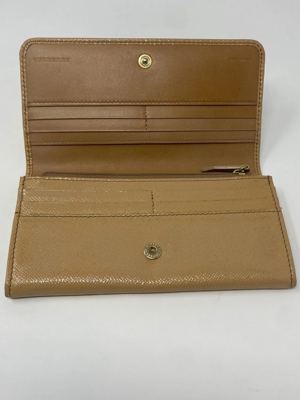 Burberry khaki tan